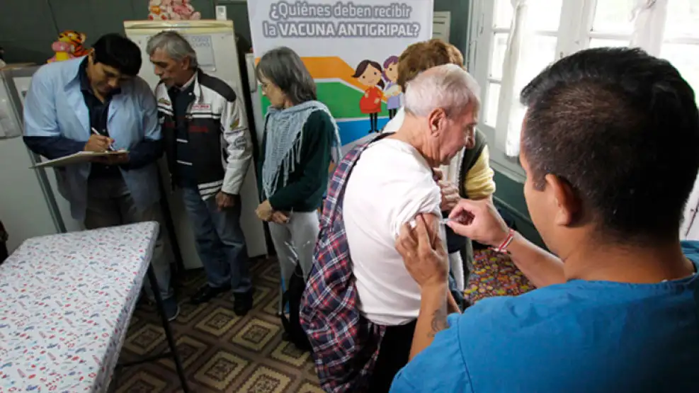Operativo invierno de PAMI: cómo vacunarse gratis y sin orden médica a partir del 9 de marzo 